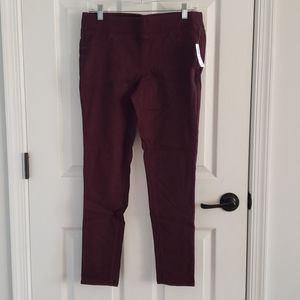 NWT Old Navy Rockstar Jeggings